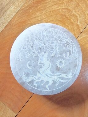 Selenite Crystal Engraved Round Charger Plate